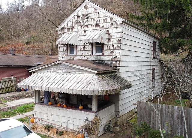 Property at 59 Economy St, Wheeling, WV 26003, 2 beds, 1 bath