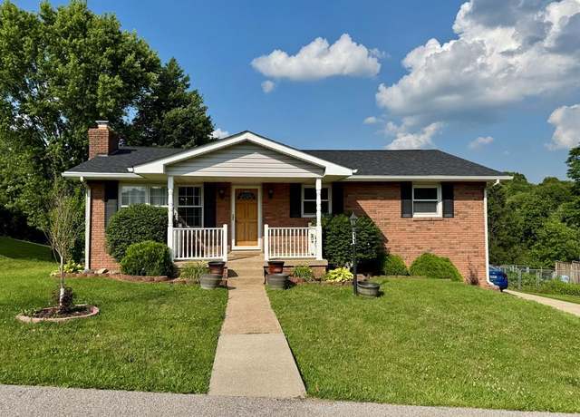 Property at 11 Pin Oak Dr, Wheeling, WV 26003, 3 beds, 2 baths