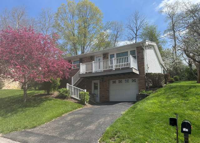 Property at 122 Scenic Dr, Follansbee, WV 26037, 3 beds, 1.5 baths