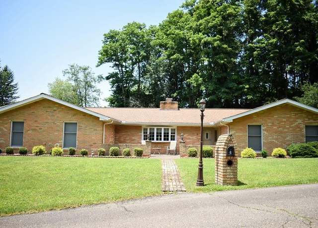 Property at 6 Lakeview Dr, Wheeling, WV 26003, 2 beds, 2.5 baths