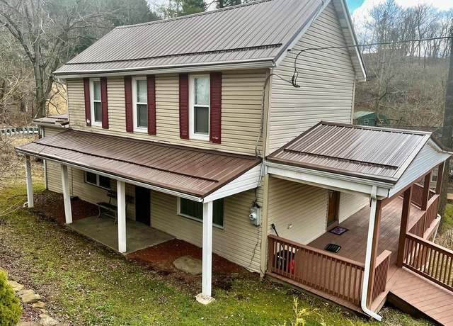 Property at 14 Madison Dr, Moundsville, WV 26041, 3 beds, 2 baths