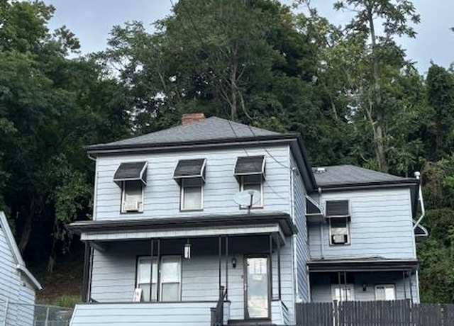 Property at 481 National Rd, Wheeling, WV 26003, 3 beds, 1.5 baths