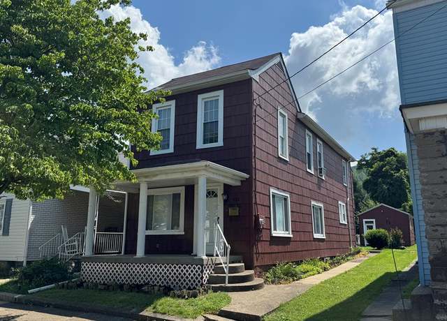 Property at 422 Lincoln St, Mcmechen, WV 26040, 3 beds, 2 baths