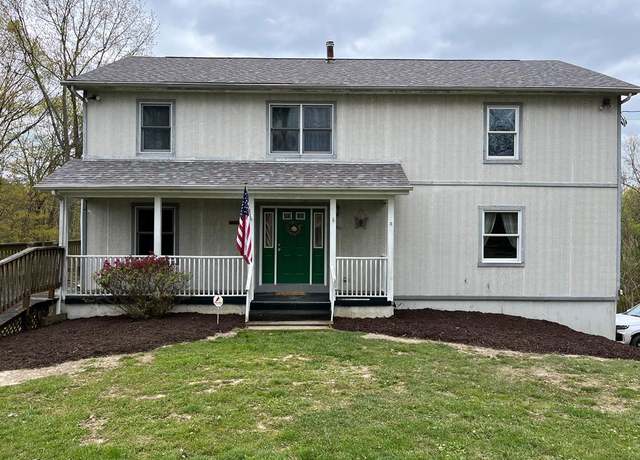 Property at 100 Patti Dr, Wellsburg, WV 26070, 4 beds, 2.5 baths