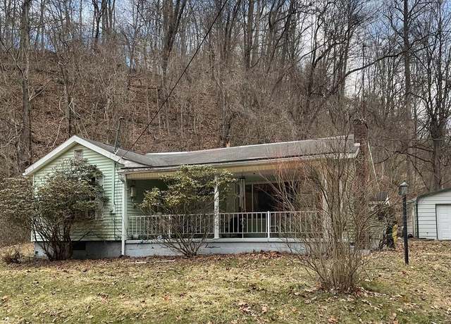 Property at 2401 Doolin Run Rd, New Martinsville, WV 26155, 3 beds, 1 bath