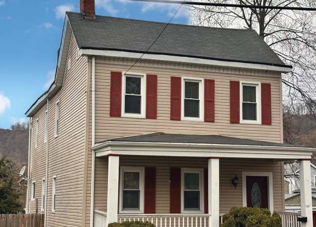 Property at 124 Edgington Ln, Wheeling, WV 26003, 3 beds, 1.5 baths