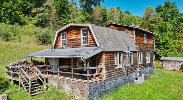 Photo of 1309 Mountain Dr, Pennsboro, WV 26415
