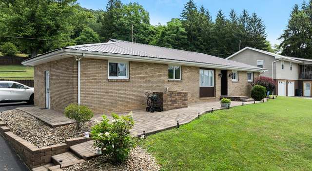 Photo of 324 Frontage Dr, Moundsville, WV 26041
