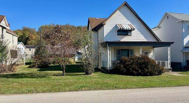 Photo of 308 Garfield St, Mcmechen, WV 26040