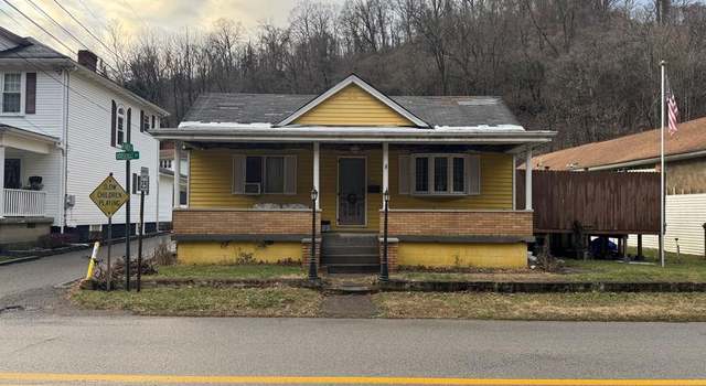 Photo of 111 Roosevelt Ave, Benwood, WV 26031