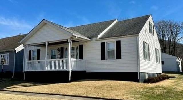 Photo of 724 Lincoln St, Mcmechen, WV 26040