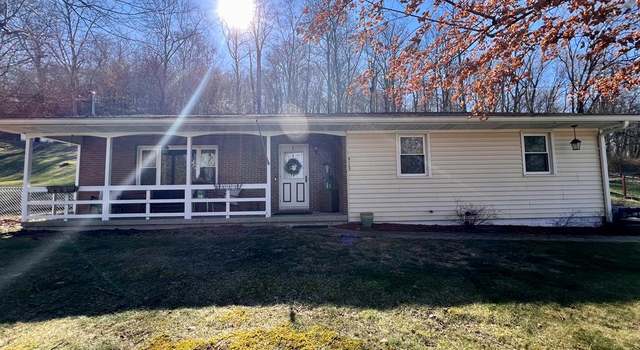 Photo of 913 Maple Ln, Sistersville, WV 26175