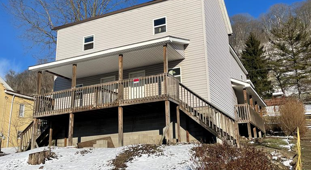 Photo of 1348 Marshall St, Benwood, WV 26031