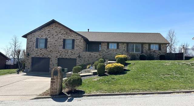 Photo of 11 Fieldcrest Dr, Wheeling, WV 26003