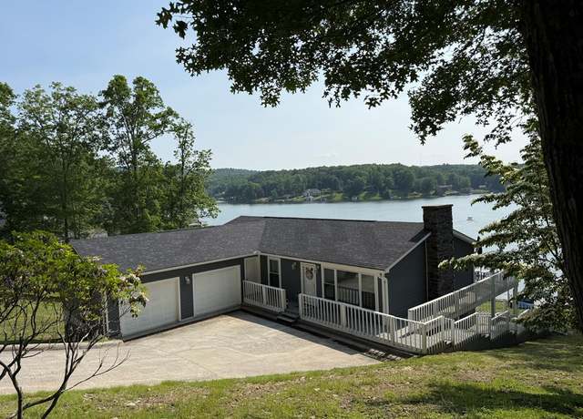Property at 210 Flat Top Lk, Ghent, WV 25843, 3 beds, 2.5 baths