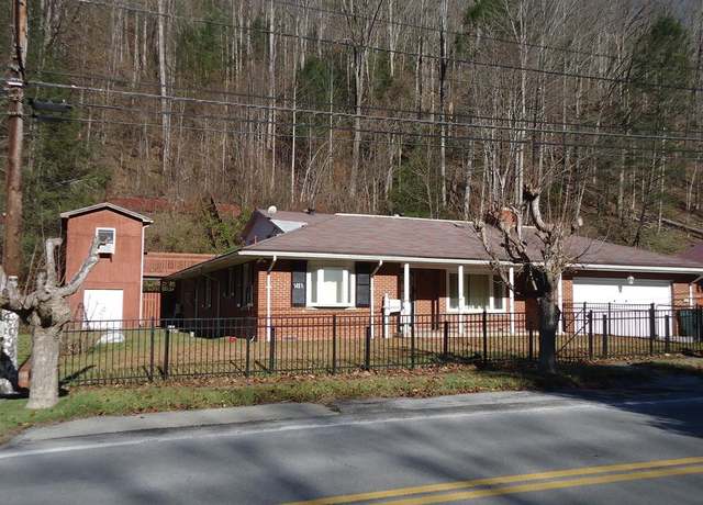 Property at 1451 Stewart St, Welch, WV 24801, 6 beds, 4 baths