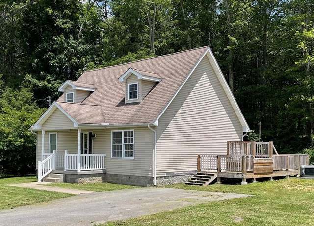 Property at 122 Hickory Ave, Daniels, WV 25832, 3 beds, 2.5 baths