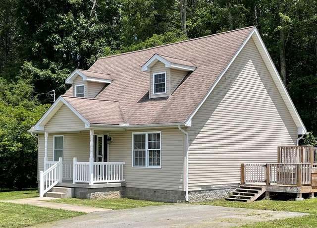 Property at 122 Hickory Ave, Daniels, WV 25832, 3 beds, 2.5 baths