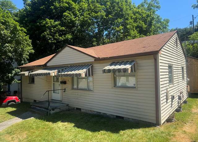 Property at 113 Ewart Ave, Beckley, WV 25801, 2 beds, 1 bath