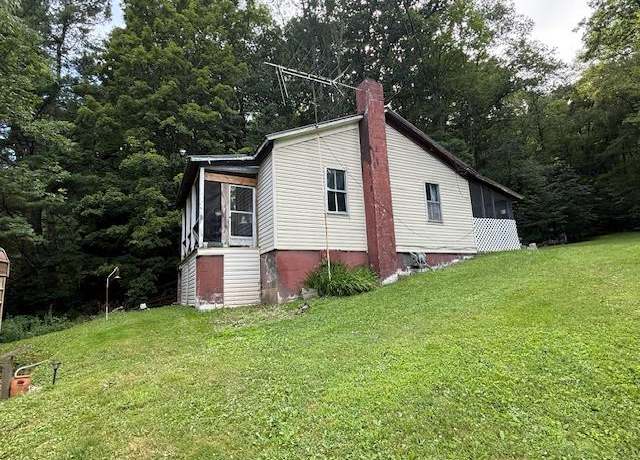 Property at 152 Quinton Branch Rd, Rainelle, WV 25962, 2 beds, 1 bath