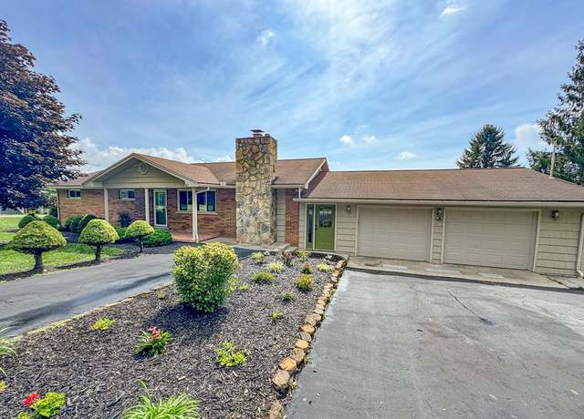 Property at 203 Division St, Shady Spring, WV 25918, 3 beds, 2.5 baths
