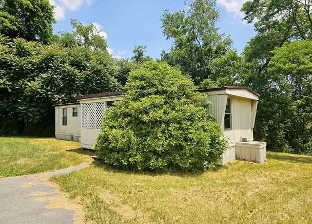 Property at 411 Reasor Ln, Princeton, WV 24740, 3 beds, 1 bath