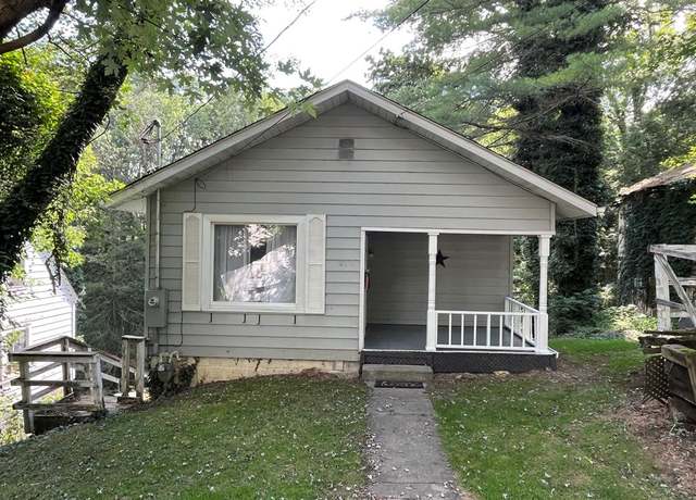 Property at 230 Granville Ave, Beckley, WV 25801, 3 beds, 2 baths