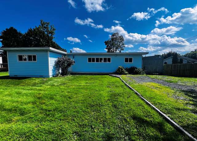 Property at 306 Porter St, Beckley, WV 25801, 3 beds, 1 bath