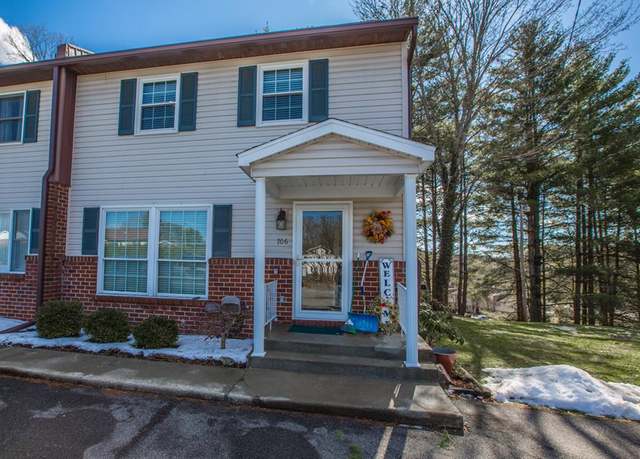 Property at 706 Chert Ln, Beckley, WV 25801, 3 beds, 2.5 baths