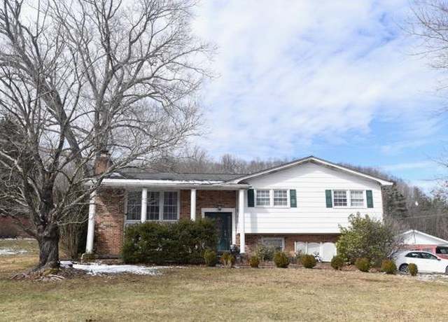 Property at 208 Shade Tree Cir, Princeton, WV 24739, 3 beds, 3 baths