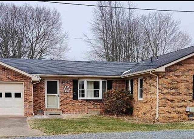 Property at 205 Wade Rd, Beckley, WV 25801, 3 beds, 1.5 baths