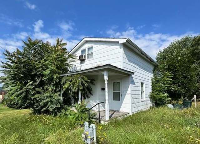 Property at 309 N Mcnutt Ave, Princeton, WV 24740, 3 beds, 1.5 baths