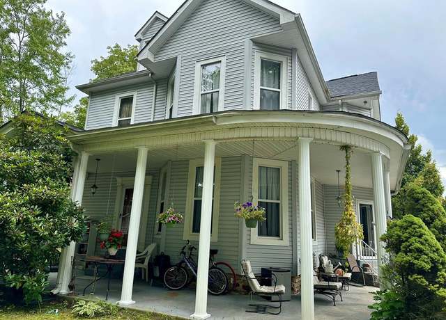 Property at 303 Park Ave, Beckley, WV 25801, 5 beds, 4 baths