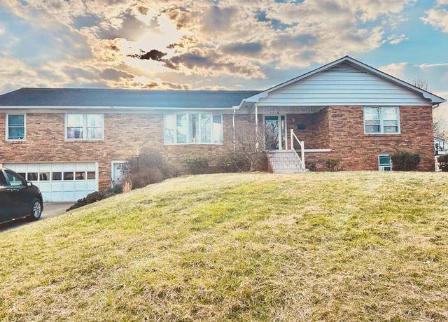 Property at 412 Orchard Ave, Beckley, WV 25801, 5 beds, 4 baths