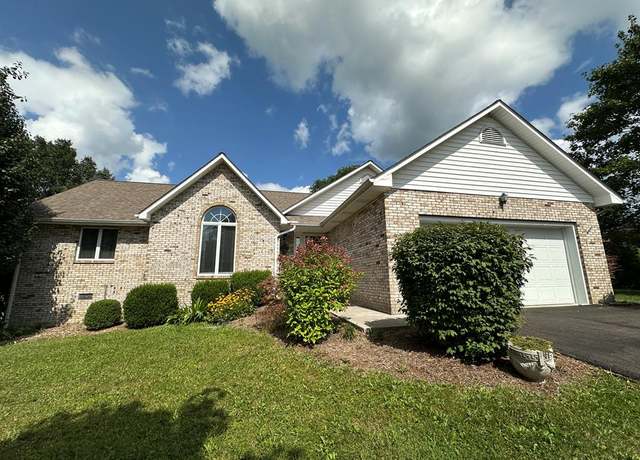 Property at 517 Quiet Oak St, Beaver, WV 25801, 3 beds, 2 baths