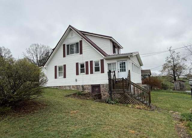 Property at 117 Front St, Prosperity, WV 25909, 3 beds, 2 baths