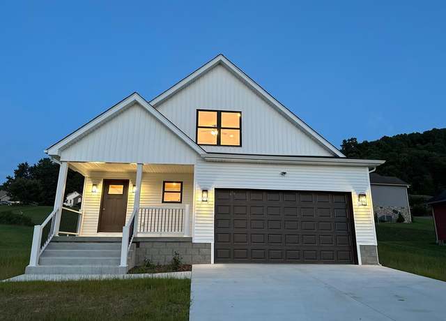 Property at 170 Ridge Point Cir, Daniels, WV 25832, 3 beds, 3.5 baths