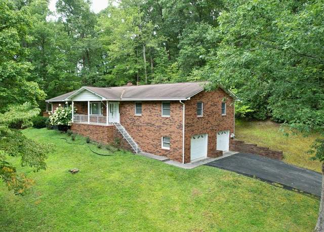 Property at 1601 Round Hill Rd, Oak Hill, WV 25901, 3 beds, 2 baths