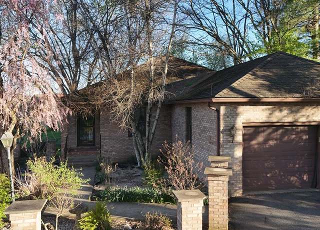 Property at 681 Crooked Run Rd, Fayetteville, WV 25840, 2 beds, 2 baths