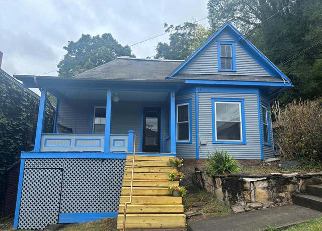 Property at 411 Sixth Ave, Hinton, WV 25951, 2 beds, 1 bath