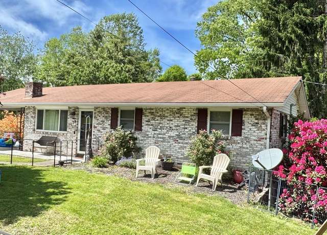 Property at 118 Christopher Dr, Glen Morgan, WV 25813, 4 beds, 2 baths
