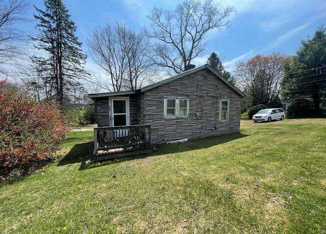 Property at 151 Saipan Ave, Lanark, WV 25860, 2 beds, 1 bath