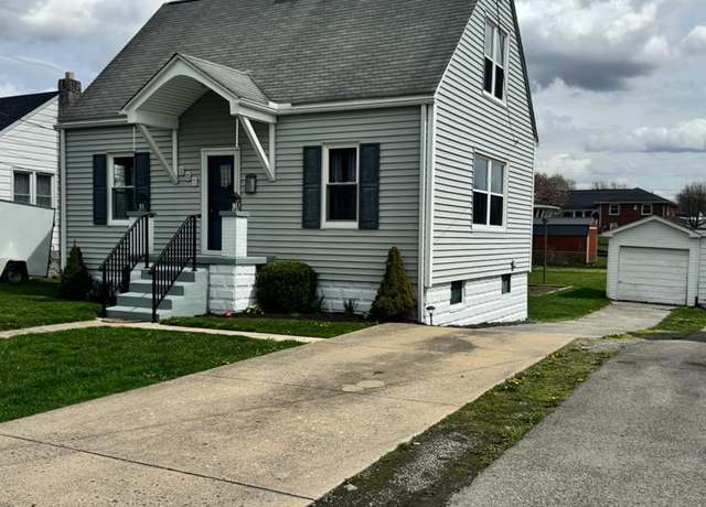 Property at 207 Orchard Ave, Beckley, WV 25801, 2 beds, 1 bath