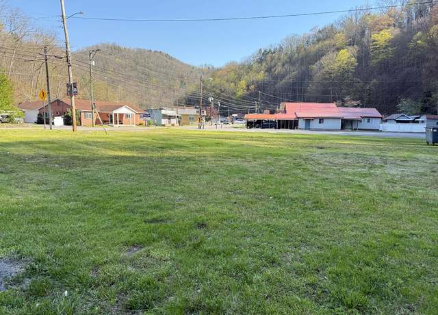 Property at 627 Appalachian Hwy, Pineville, WV 24874