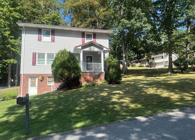 Property at 100 Cardinal Ln, Beckley, WV 25801, 3 beds, 2.5 baths