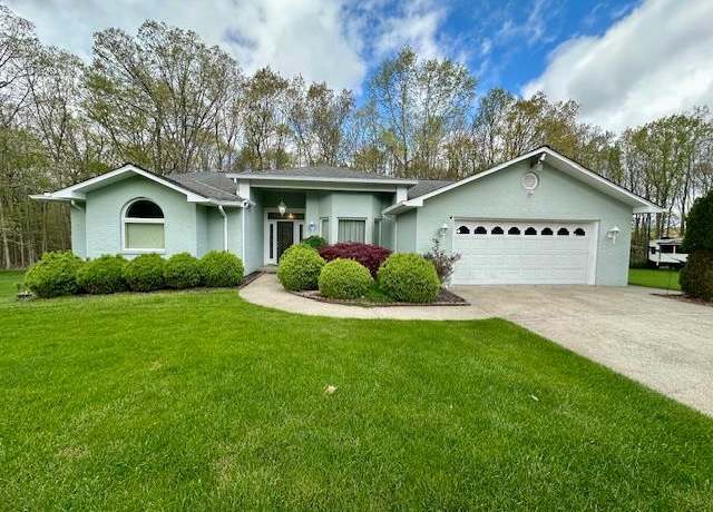 Property at 174 South Kimberly St, Shady Spring, WV 25918, 3 beds, 3 baths