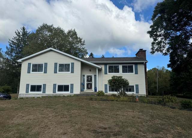Property at 229 Rebecca Rd, Oak Hill, WV 25901, 4 beds, 3 baths