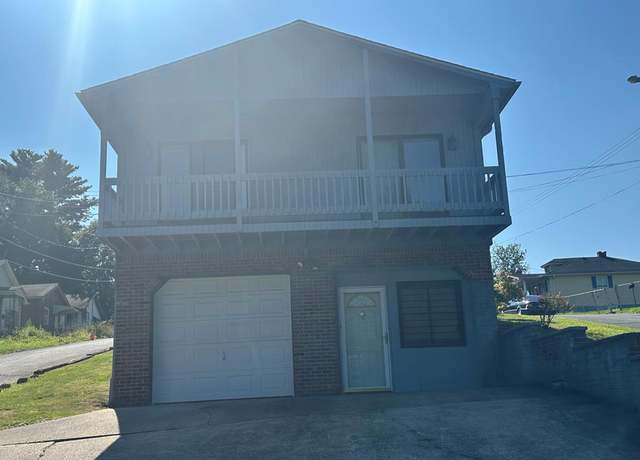 Property at 105 1/2 Laurel Ter, Beckley, WV 25801, 2 beds, 1.5 baths