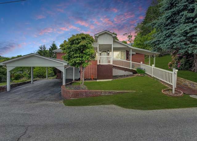 Property at 179 West St, Sophia, WV 25921, 3 beds, 2.5 baths