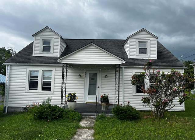 Property at 307 Thornton Ave, Princeton, WV 24740, 4 beds, 2 baths
